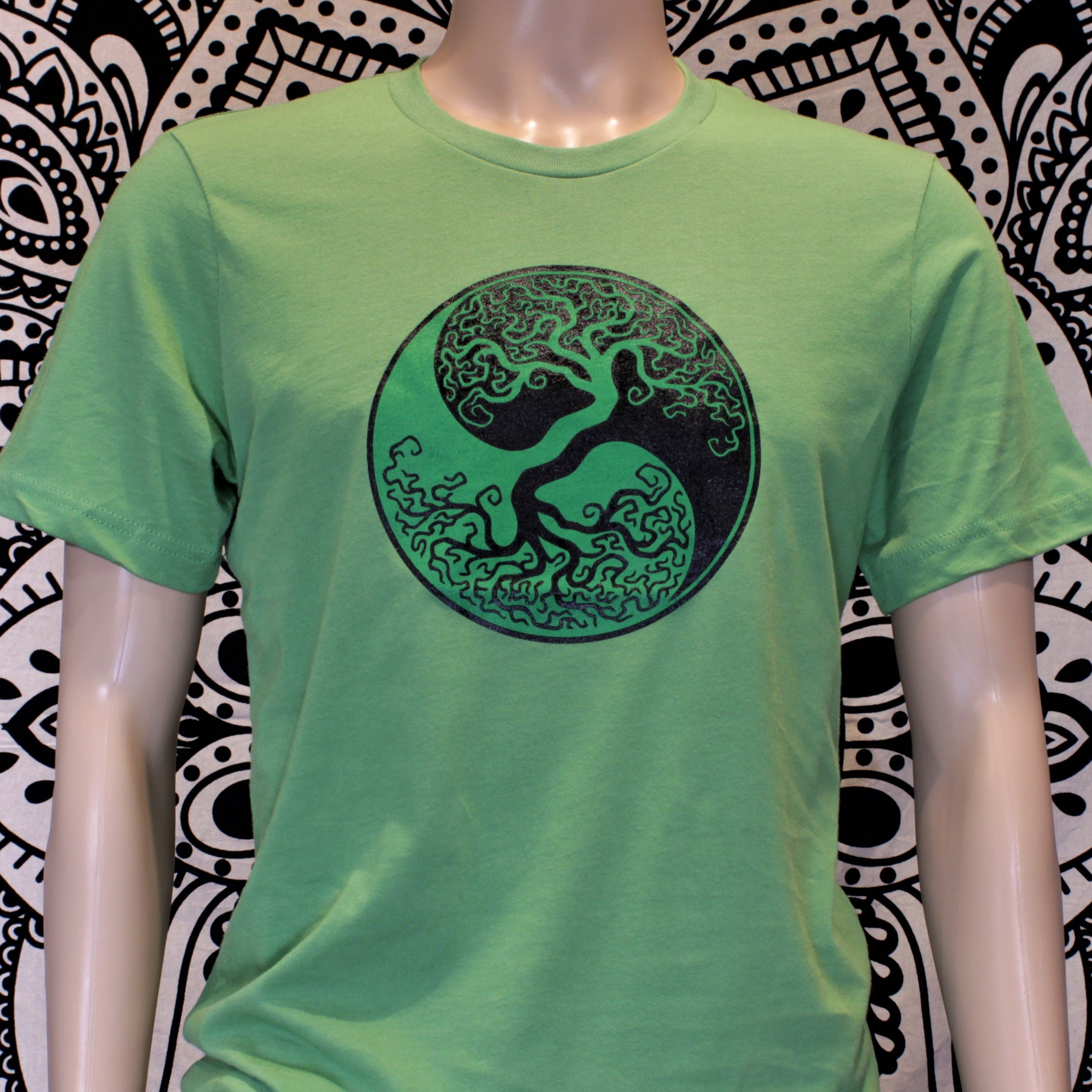 Tree of Life Circle Graphic Short Sleeve T-shirt