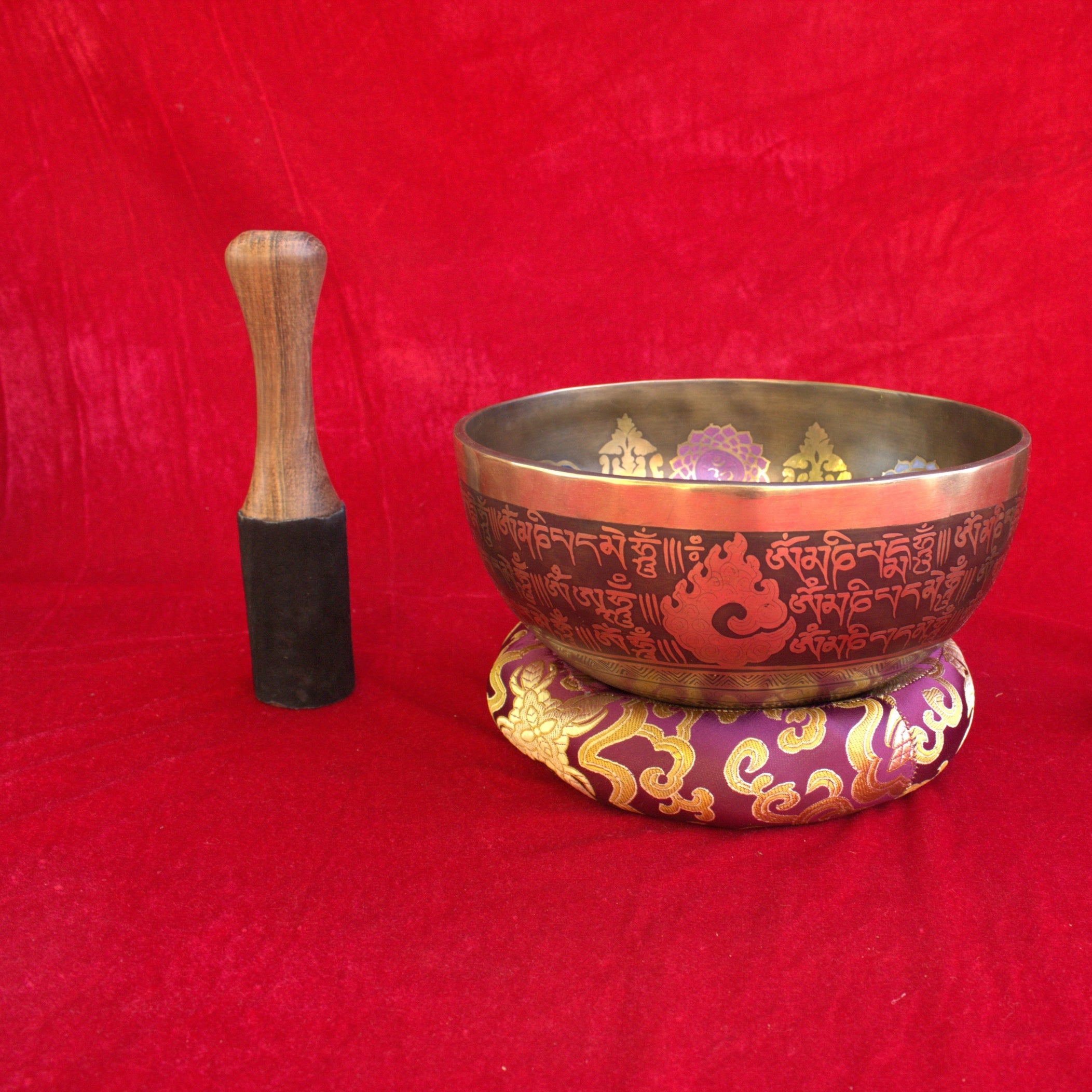 Seven Chakra Handmade Singing Bowl - 8inch